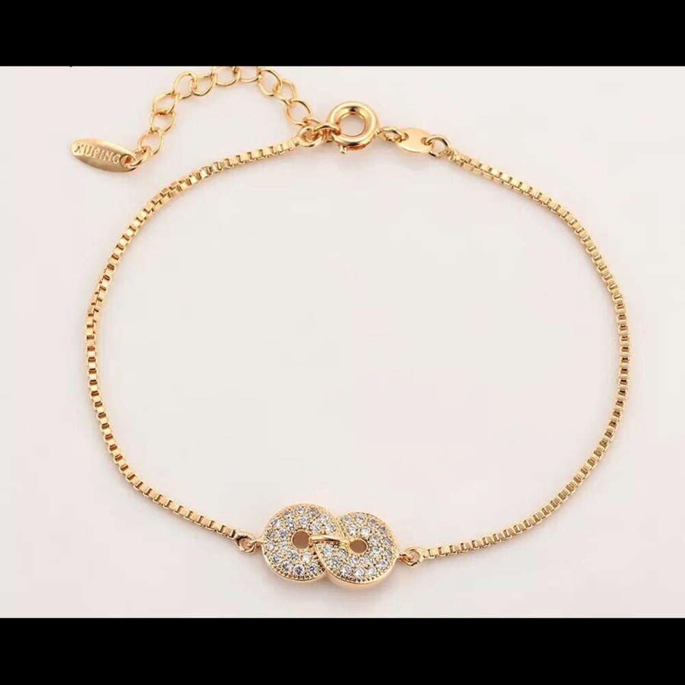 BRACELETS Gold 18k plated 8-word. BRAND NEW - Picture 6 of 6